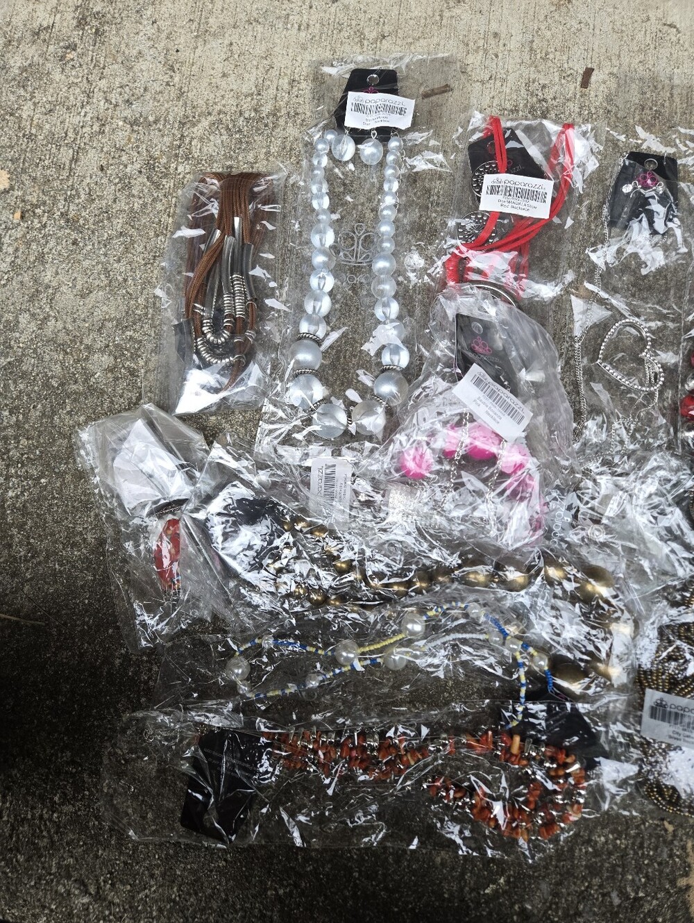 15pc Paparzii Brand New Jewerly Sets